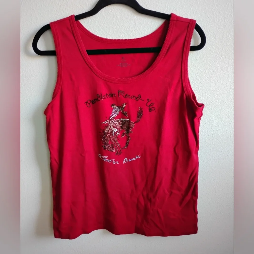 Pendleton Women's Red Graphic Tank Top Size: XL - Picture 1 of 6